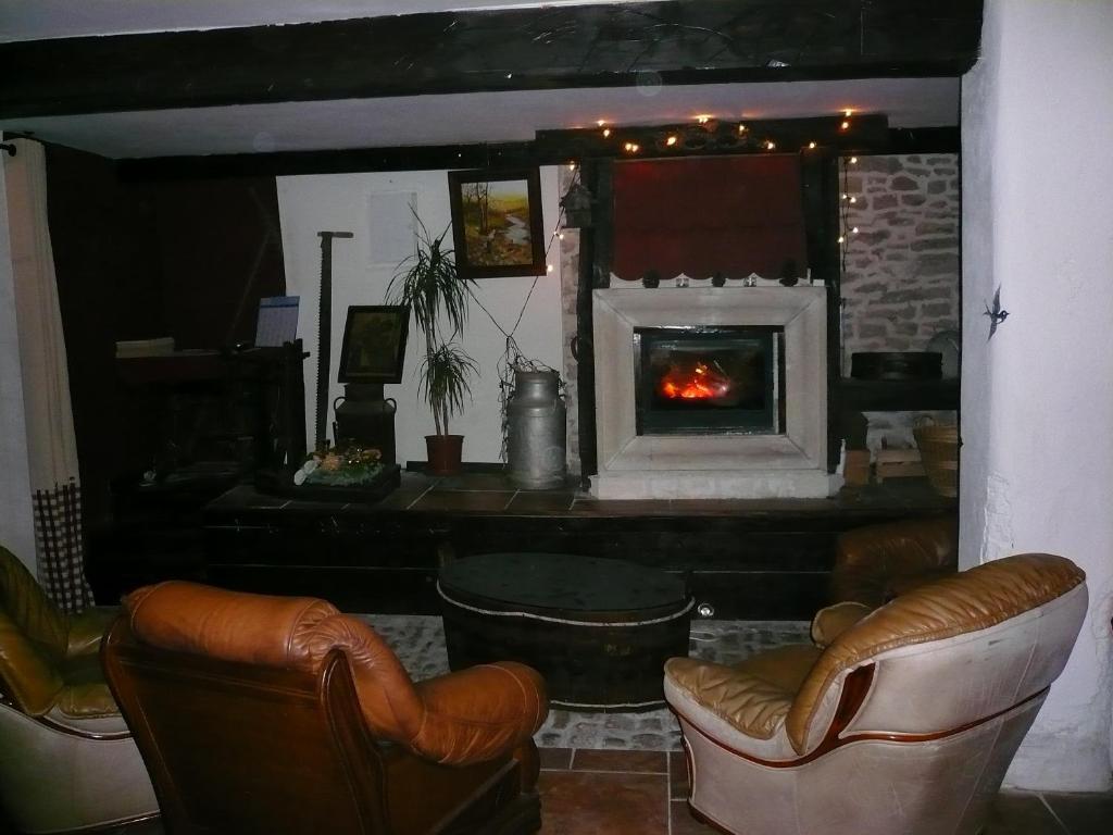 Chambres D'Hotes Les Hirondelles Gaubiving Luaran gambar
